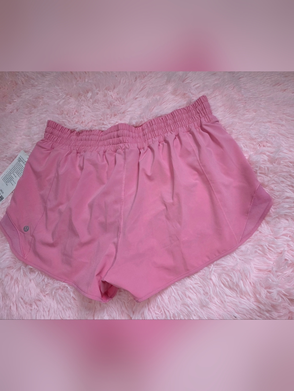 Lululemon Hotty Hot Shorts - Picture 4 of 5